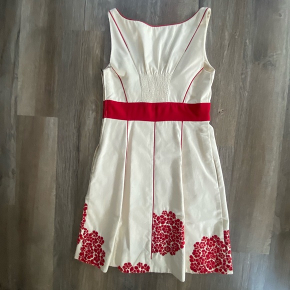 FLOREAT ANTHROPOLOGIE Coral Way Creamy Red Embroidered Floral Midi A Line Dress - Picture 2 of 11
